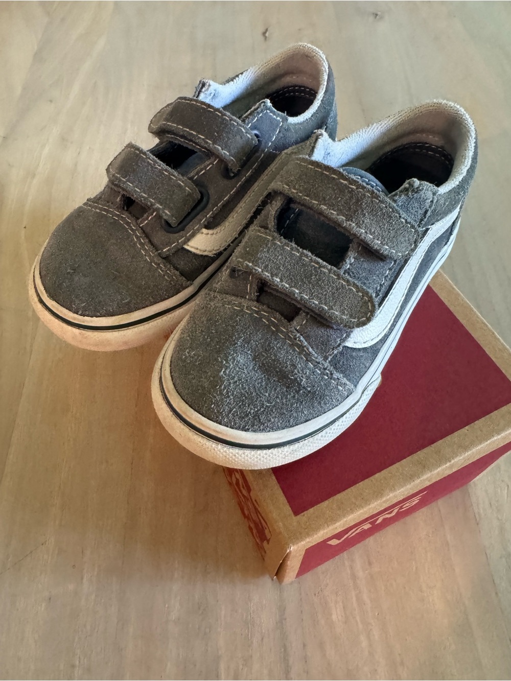 Vans - size 8 toddler old skool velcro sneakers.